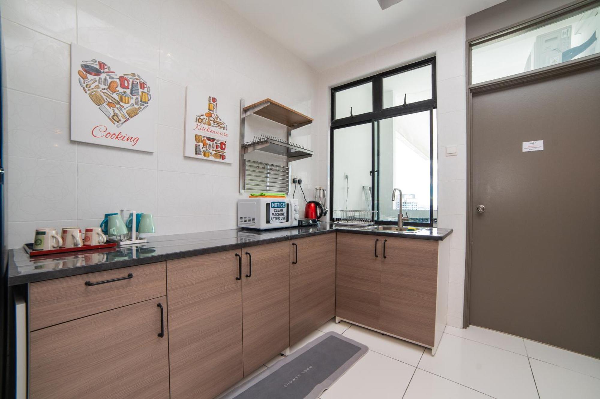 The Platino Sweet Peony 3br8pax Nr Paradigm Mall Pangsapuri